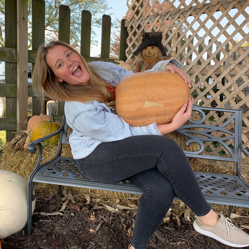 Meet your Posher, Bailey